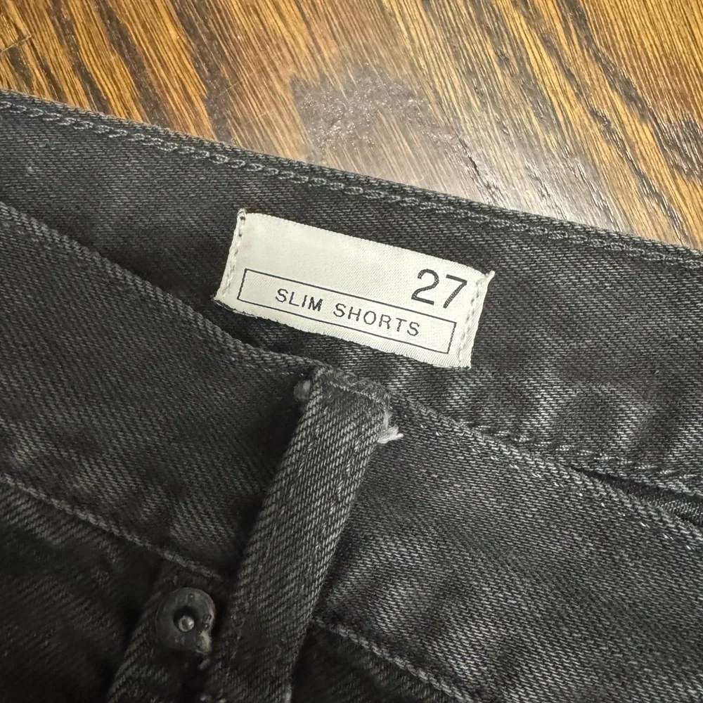 GAP Charcoal Slim Denim Shorts, Size: 27